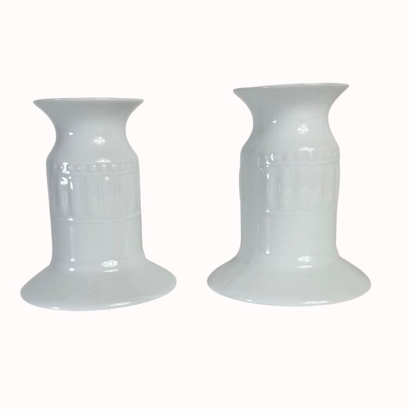 Oneida Taper Candle Ariel Holders Set Of 2 White Ceramic Simple Elegant Design - Picture 15 of 16